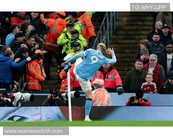 英超热刺大胜尤文图斯四球狂潮绝杀瞬间点燃全场激情
