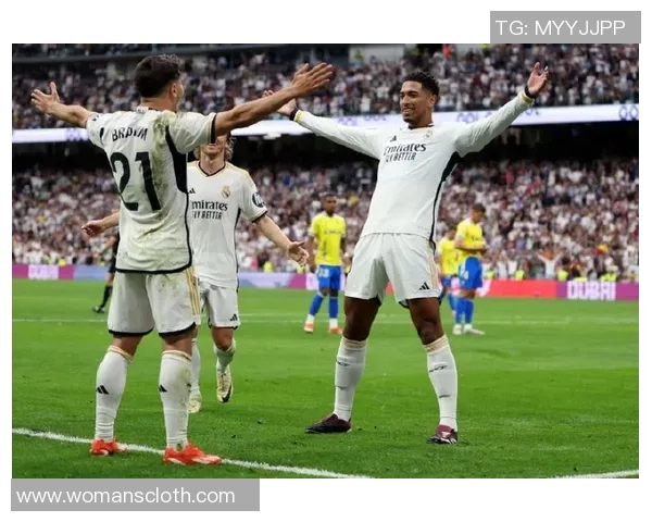 西甲激情对决皇马大胜本菲卡补时进球点燃全场热情