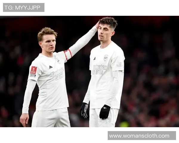 足总杯精彩对决阿森纳大胜多特蒙德战术解析与绝杀瞬间回顾