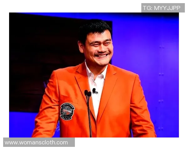 姚明在篮球场上的统治力与传奇生涯展现了何等强大的实力与魅力