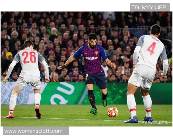 欧冠激战本菲卡与曼联鏖战至0比0补时进球瞬间点燃全场激情