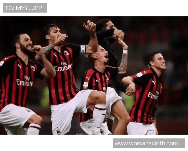 意甲焦点战尤文图斯凭乌龙球小胜AC米兰全场热情高涨 意甲焦点战尤文图斯凭乌龙球小胜AC米兰全场热情高涨