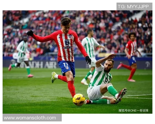 皇马与马竞友谊赛战平补时进球引发全场狂欢战术解析 皇马与马竞友谊赛战平补时进球引发全场狂欢战术解析