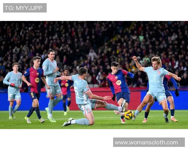 国王杯精彩对决曼联6-2逆转拜仁乌龙球成比赛转折点与十大进球回顾 国王杯精彩对决曼联6-2逆转拜仁乌龙球成比赛转折点与十大进球回顾