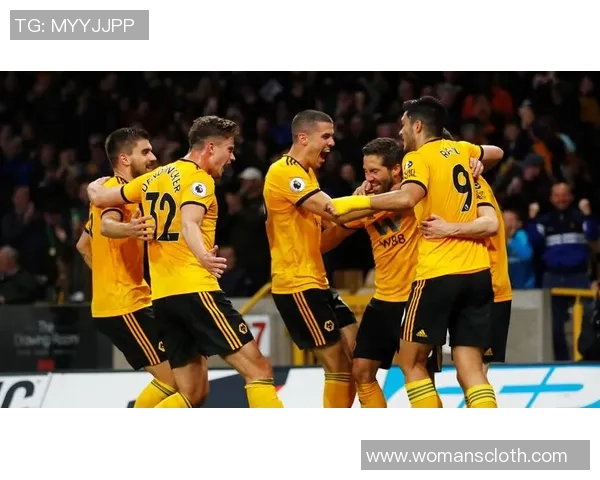 足总杯波尔图与多特蒙德战平点球大战引发争议判罚全场沸腾